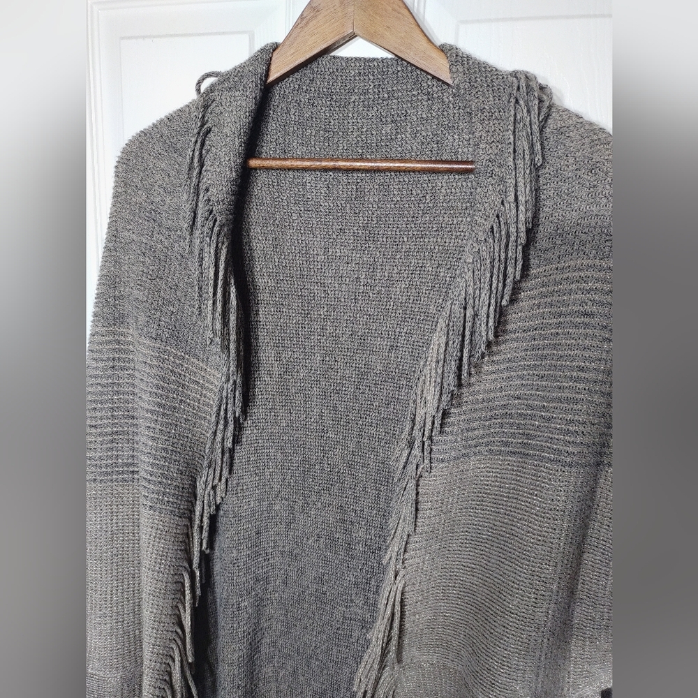 Fringe Poncho/Ruana Sweater - Picture 4 of 9